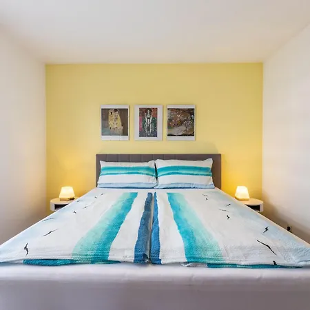 Rieth Apartment
